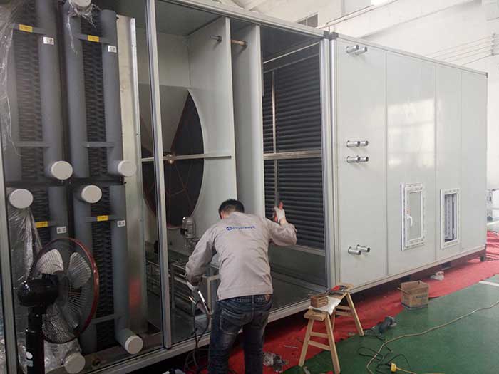 威海某大型化工企業(yè)兩臺10%濕度，40000風(fēng)量2臺除濕機(jī)組